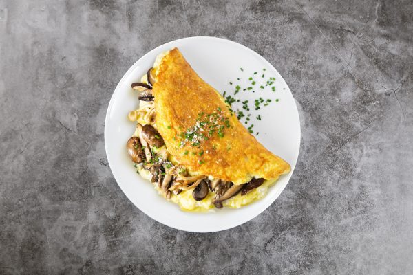 Mushrooms and Cheese Omelette